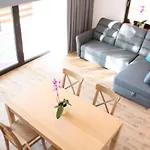 W Porcie Gaj Lodge *