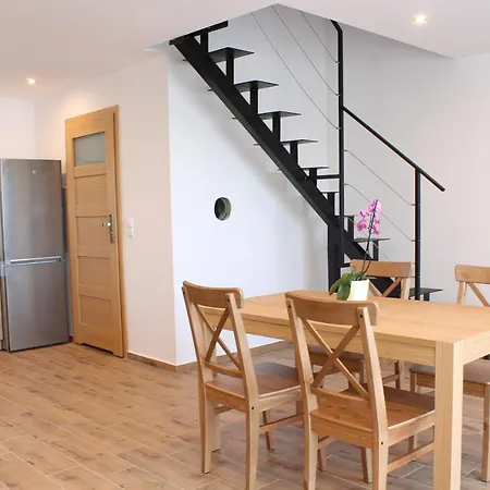 W Porcie Gaj Domek letniskowy *