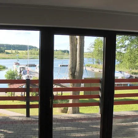 W Porcie Gaj Domek letniskowy *