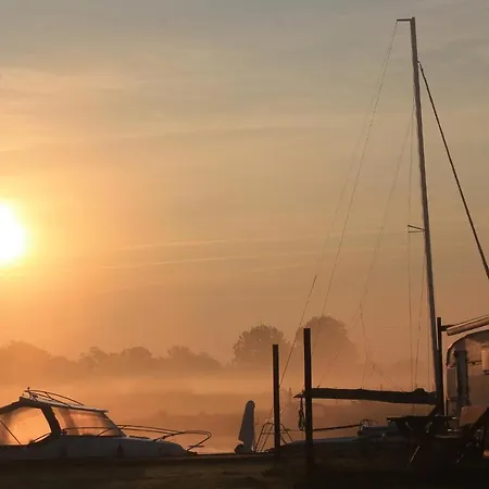 W Porcie Gaj * Mikołajki