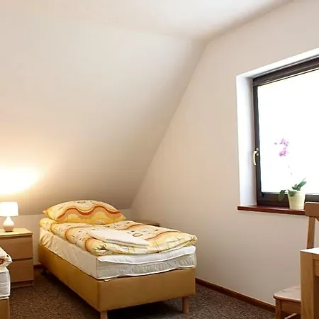 W Porcie Gaj * Mikolajki (Mragowo)