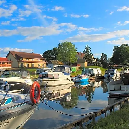 W Porcie Gaj * Mikolajki (Mragowo)